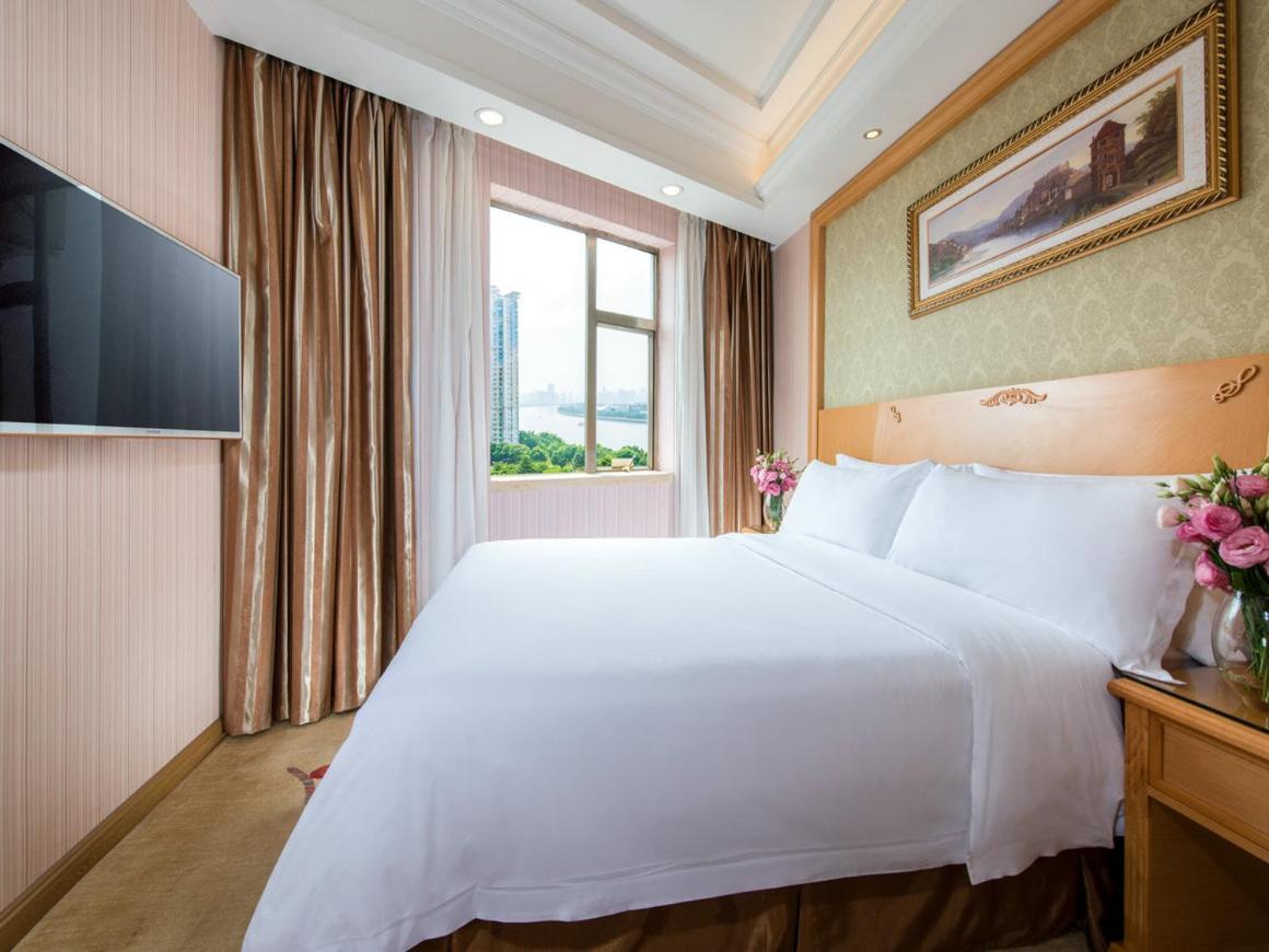 Vienna 3 Best Hotel Guangzhou Guangzhou Tower Exteriör bild