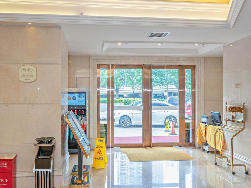 Vienna 3 Best Hotel Guangzhou Guangzhou Tower Exteriör bild