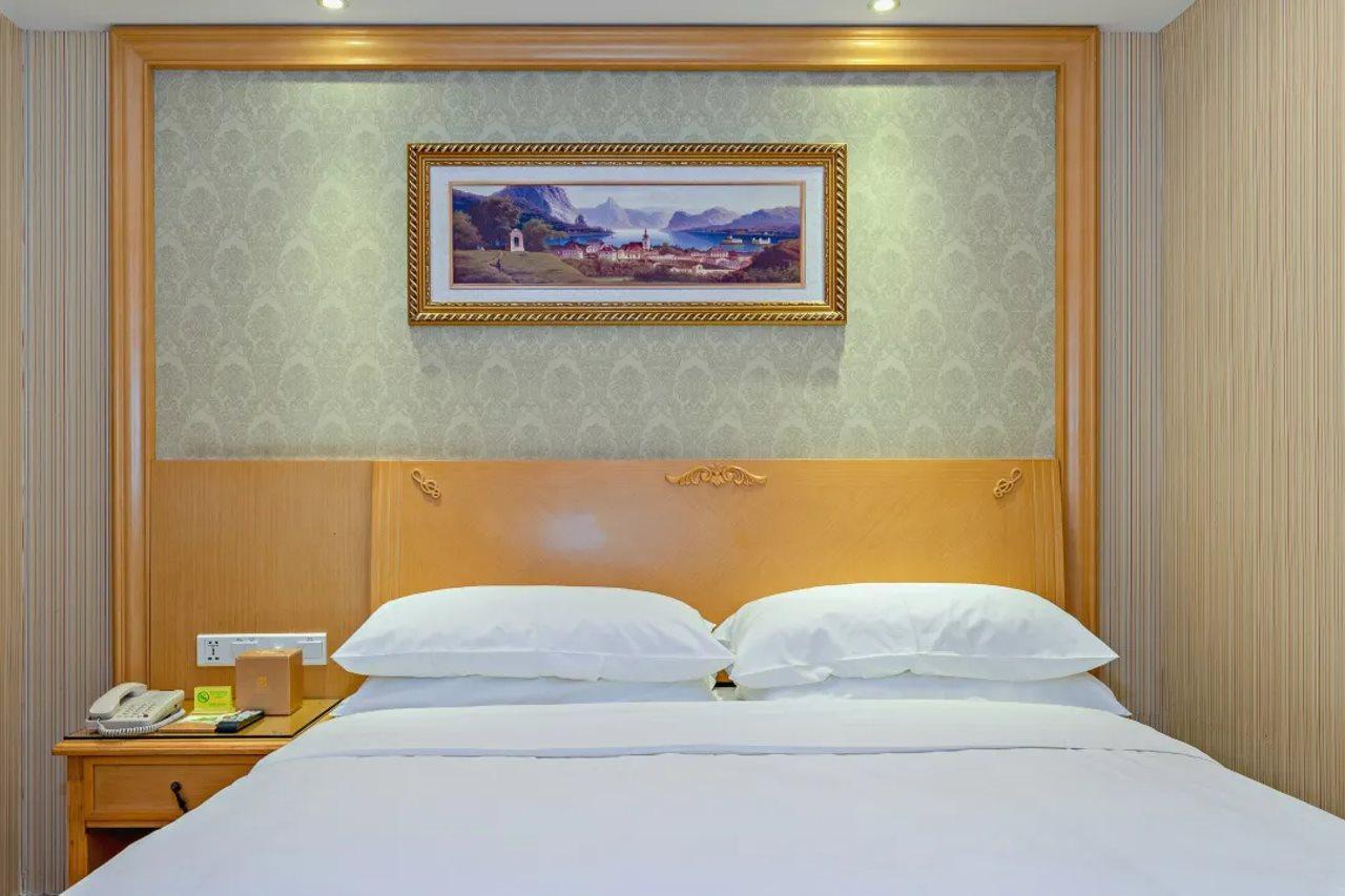 Vienna 3 Best Hotel Guangzhou Guangzhou Tower Exteriör bild