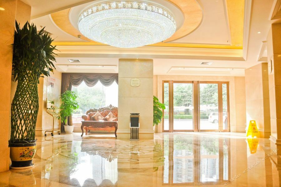 Vienna 3 Best Hotel Guangzhou Guangzhou Tower Exteriör bild